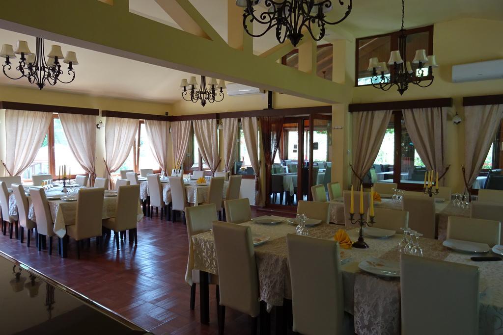 Pension Cuibul Viselor Baile Herculane Ngoại thất bức ảnh